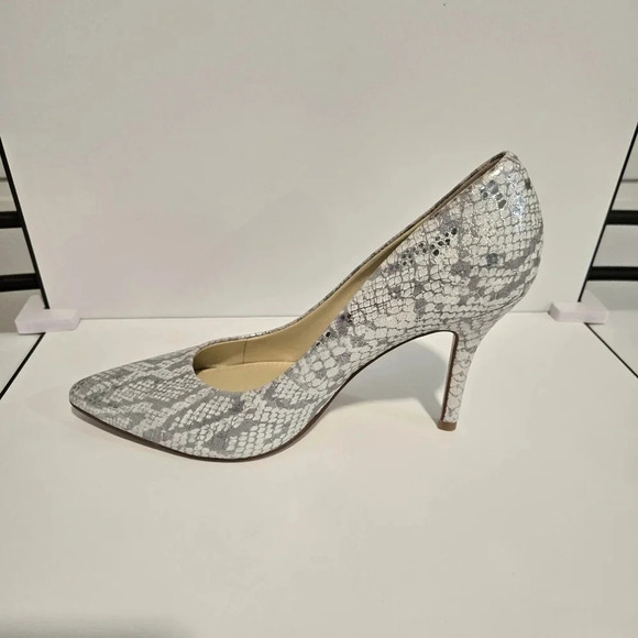 Nine West Snake-Print Stiletto Heels – Bold and Elegant - Picture 4 of 13